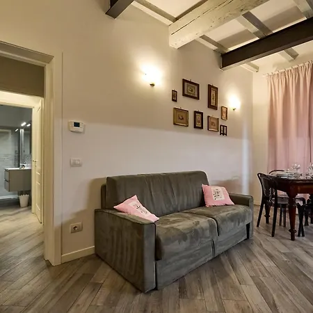 La Torre Lunga -smart Working- 150 M Dalle-from Due Torri-two Towers Appartement Bologna