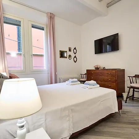 La Torre Lunga -smart Working- 150 M Dalle-from Due Torri-two Towers Daire *