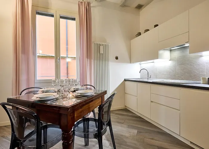 La Torre Lunga -smart Working- 150 M Dalle-from Due Torri-two Towers דירה *