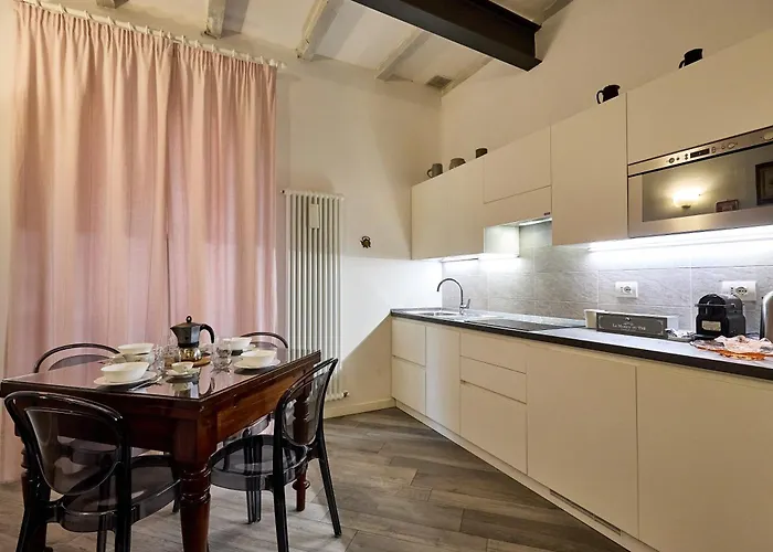 דירה La Torre Lunga -smart Working- 150 M Dalle-from Due Torri-two Towers