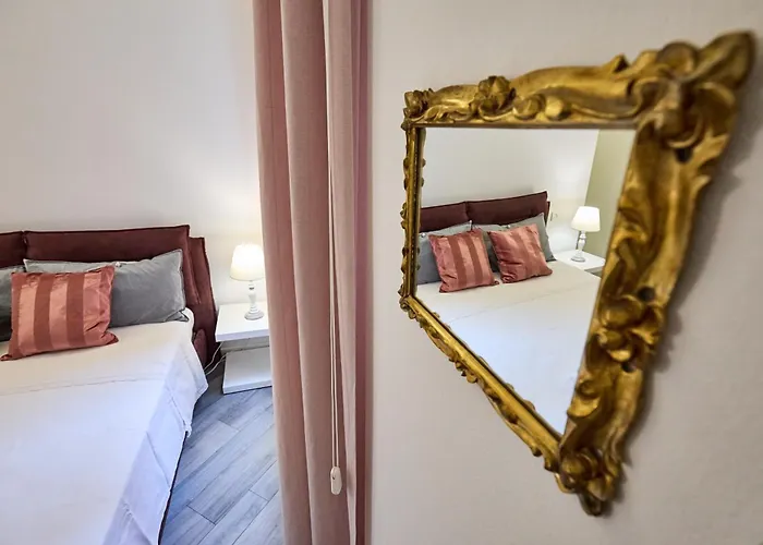 La Torre Lunga -smart Working- 150 M Dalle-from Due Torri-two Towers בולוניה