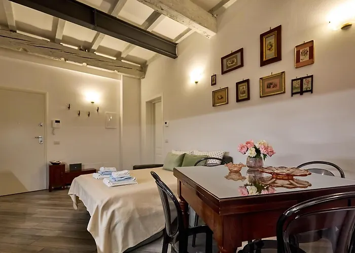 Апартаменты La Torre Lunga -smart Working- 150 M Dalle-from Due Torri-two Towers