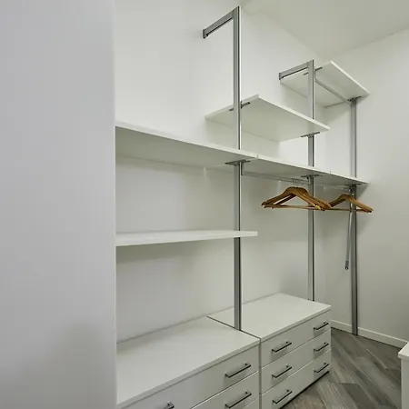 Appartement La Torre Lunga -smart Working- 150 M Dalle-from Due Torri-two Towers