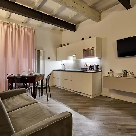 La Torre Lunga -smart Working- 150 M Dalle-from Due Torri-two Towers *