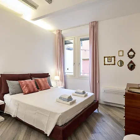 La Torre Lunga -smart Working- 150 M Dalle-from Due Torri-two Towers